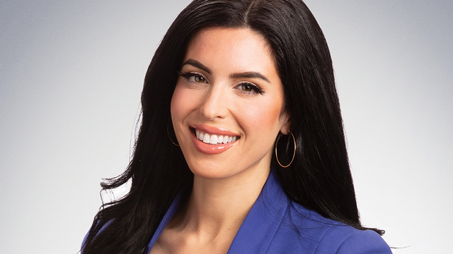 sara-donchey-web-bio-2022.png 