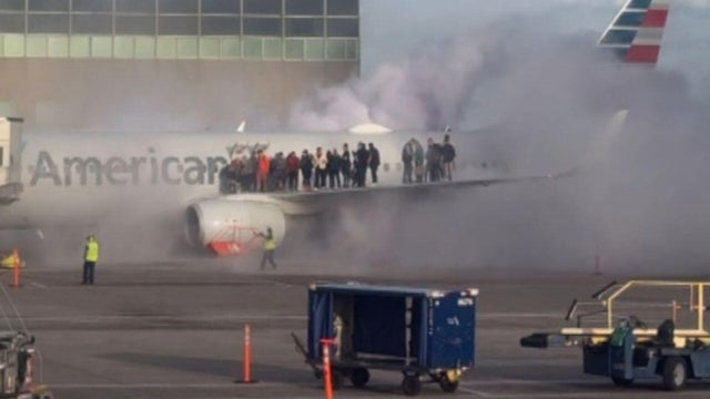 denver-plane-fire.jpg 