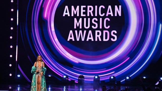 US-ENTERTAINMENT-MUSIC-AMA-SHOW 
