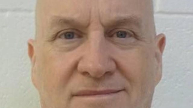 cbsn-fusion-inmate-manhunt-prison-devil-of-the-ozarks-arkansas-prison-grant-hardin-thumbnail.jpg 