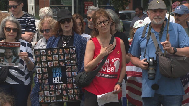 run-for-their-lives-rally-pkg-frame-1915.jpg 