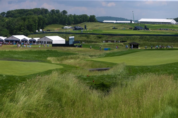 10-fairway-ditch.jpg 